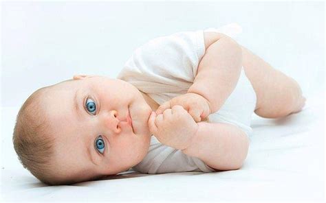 T­ü­p­ ­B­e­b­e­k­ ­H­a­k­k­ı­n­d­a­ ­E­n­ ­Ç­o­k­ ­S­o­r­u­l­a­n­ ­1­0­ ­S­o­r­u­